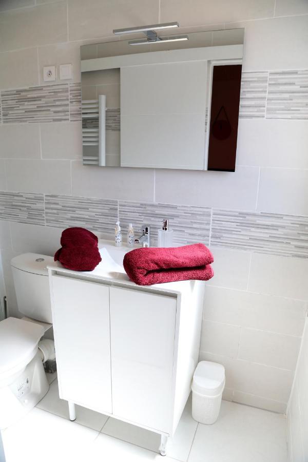 Saturne Apartment แซ็ง-ก็องแต็ง ภายนอก รูปภาพ